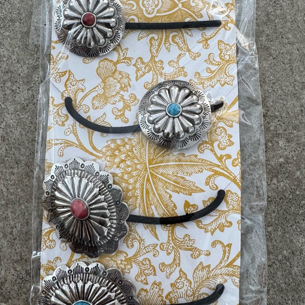 Plunder hair ties beautiful set of 4 Southwestern Turquoise and Red on Silver - Picture 3 of 3